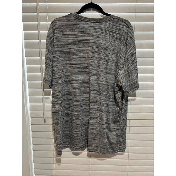 Nike Elite Oregon Ducks Short Sleeve Shirt - Size XXL - Picture 3 of 3